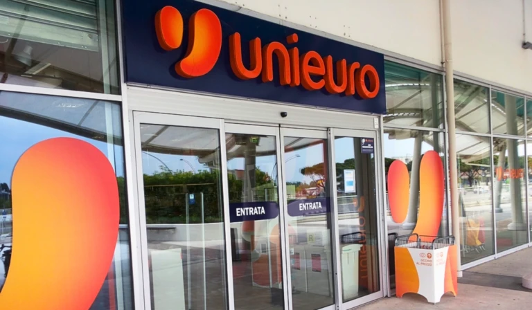 Offerte di lavoro per Cassiere: Unieuro